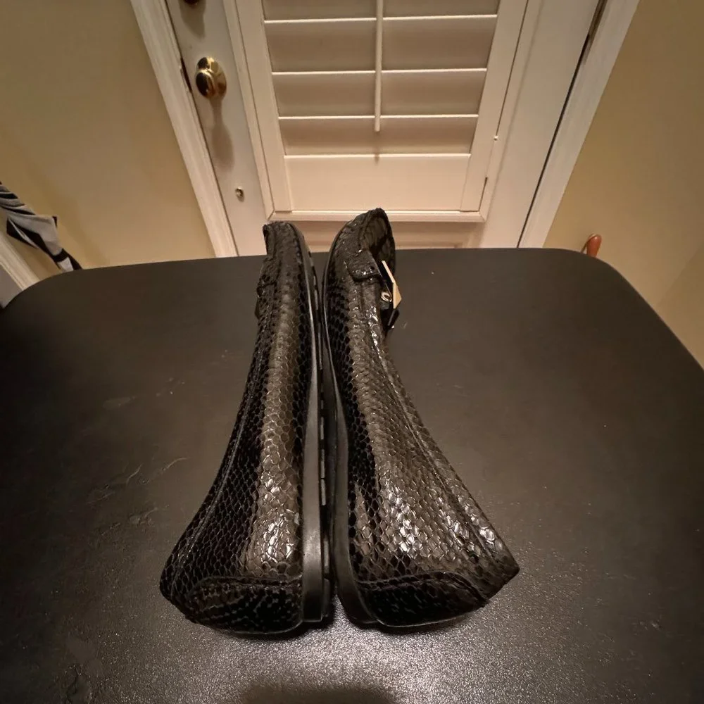 Stuart Weitzman stuart weitzman